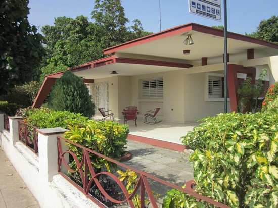 'Vista exterior' Casas particulares are an alternative to hotels in Cuba.